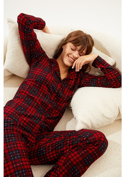 Kırmızı Siyah Ekose Süet Düğmeli Bebe Yaka Uzun Kol Uzun Alt Pijama Takım