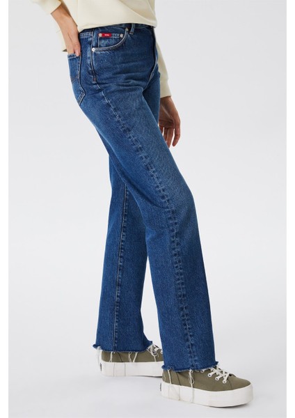 Kelly Kadın Jean Pantolon modelleri