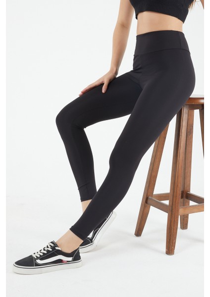 Kadın Siyah Yüksek Belli Bilek Boy Likralı Örme Tayt