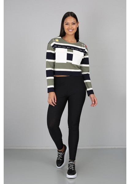 Baskılı Çizgi Desenli Bisiklet Yakalı Cepli Crop Sweatshirt modelleri