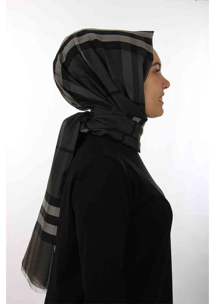 Siyah-Füme Sima Burberry Ekose Şal modelleri