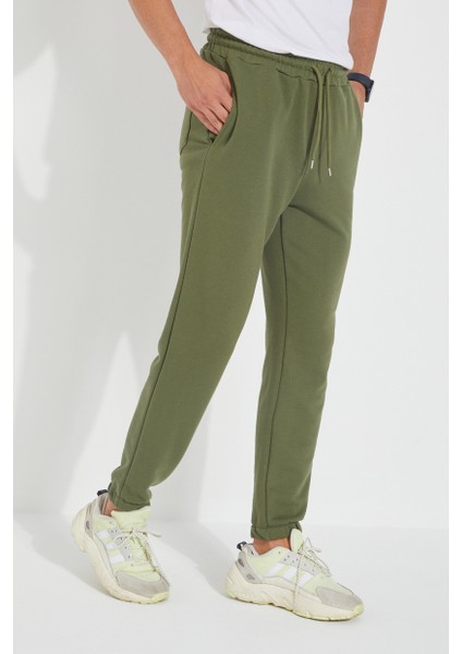 Erkek 3 Iplik Cepli Beli ve Paçası Lastikli Düz Eşofman Altı modelleri