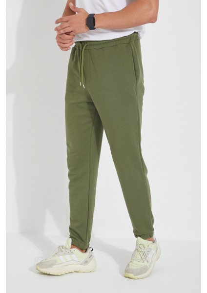 Erkek 3 Iplik Cepli Beli ve Paçası Lastikli Düz Eşofman Altı fırsatları