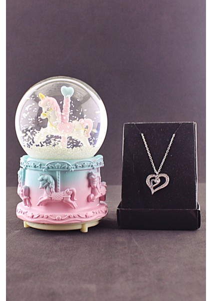Sevgiliye Hediye Unicorn Orta Boy Kar Küresi Işıklı Müzikli 12CM ve Zirkon Taş Kolye Set