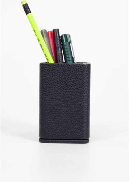 Masaüstü Küçük Ahşap Detaylı Kalemlik Siyah fırsatları