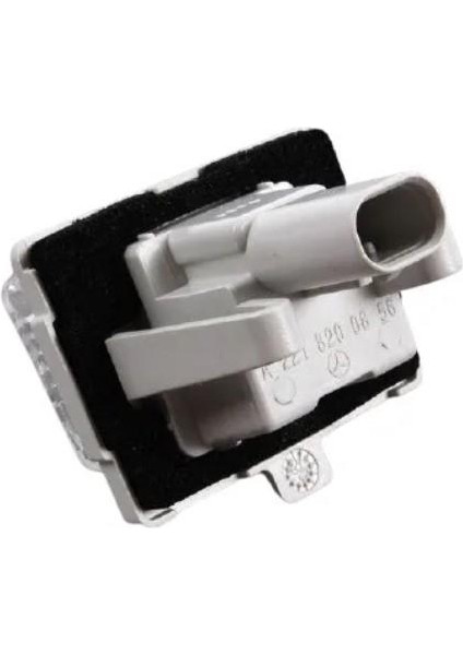 Mercedes W212 E Serisi Sağ + Sol Arka Plaka Lambası 2011--2016 modelleri