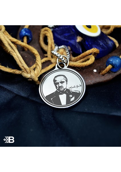 Marlon Brando Yuvarlak Çelik Kulplu Kolye modelleri