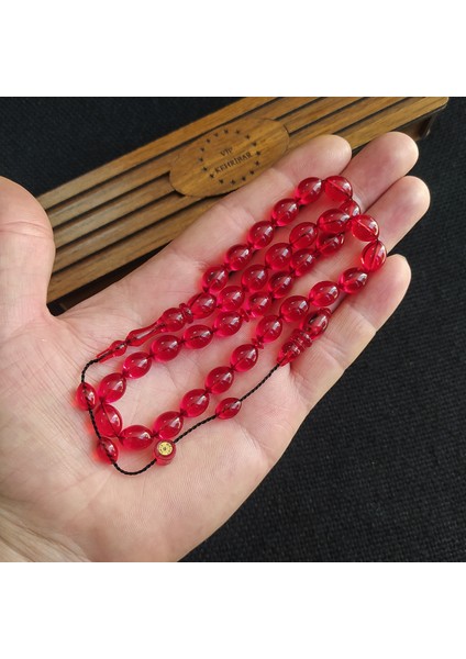 8X11 mm Mesut Elma Usta Işçilikli Sıkma Kehribar Tesbih Imzalı Sistemli Tespih Ahşap Kutulu