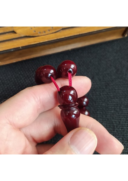 Koleksiyonluk 13 mm Bilekboy Vişne Katalin Tesbih Ebu Sırr Usta Işçilikli Efe Maskot Kanayan Baga