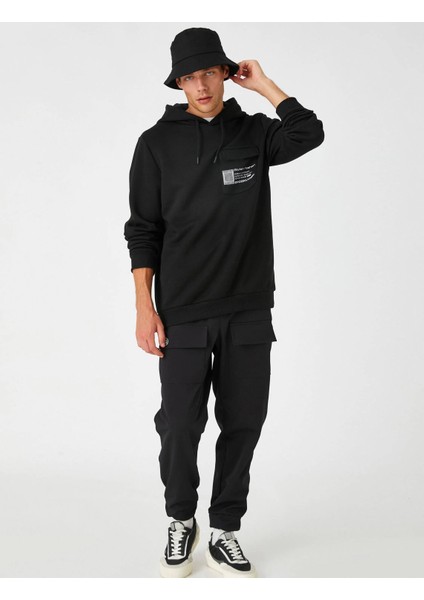 Kapşonlu Sweatshirt Şardonlu Slogan Baskılı Cep Detaylı