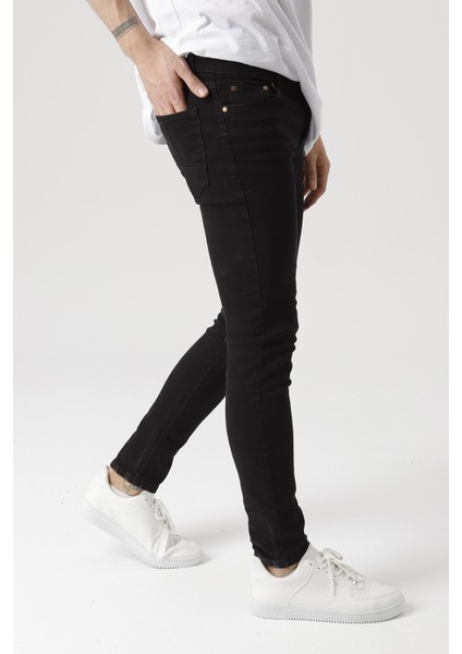 Erkek Siyah Slim Fit Dar Paça Likralı Kot Pantolon