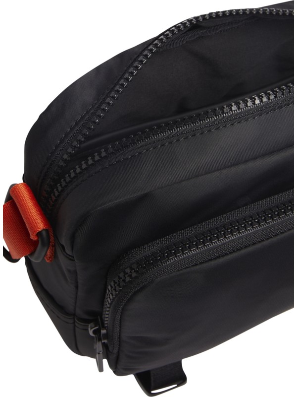 Calvin Klein Polyester Siyah Erkek Postacı Çantası Taped Fiyatı