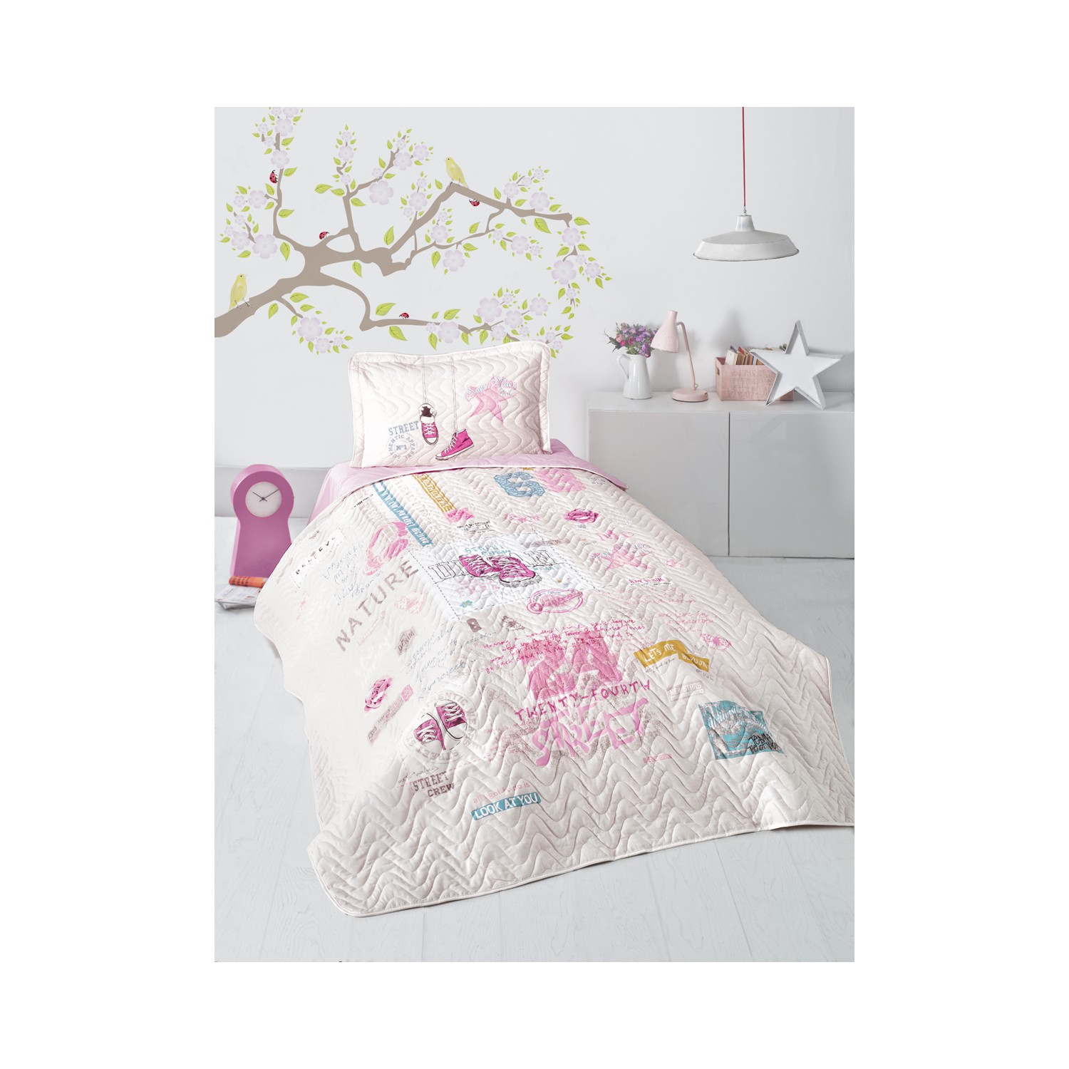 Clasy Tek Kişilik Yatak Örtüsü Süper Star Pembe Fiyatı Clasy Tek Kişilik Yatak Örtüsü Süper Star Pembe Fiyatı