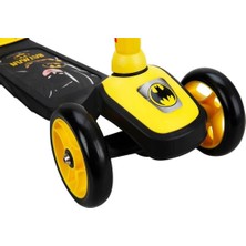 Batman 3 Tekerlekli Twistable Scooter