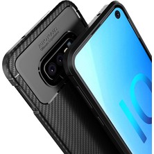 Microcase Samsung Galaxy S10e Maxy Serisi Carbon Fiber Silikon TPU Kılıf Siyah