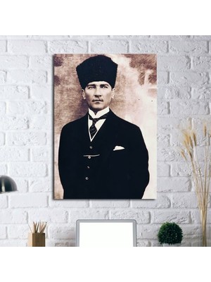 Tablosan Kalpaklı Atatürk Portresi Kanvas Tablo