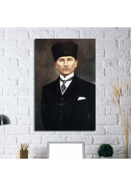Kalpaklı Atatürk Portresi Kanvas Tablo