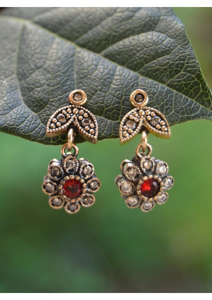 Jewellery Yakut Ve Zirkon Taşlı Bayan Otantik Küpe fırsatları