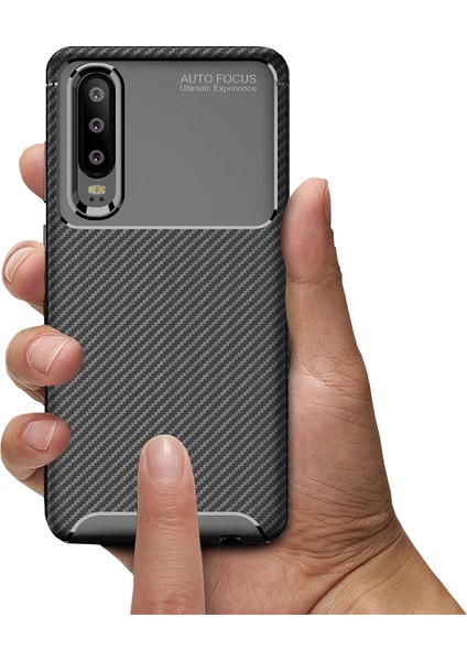 Huawei P30 Maxy Serisi Carbon Fiber Silikon TPU Kılıf Siyah