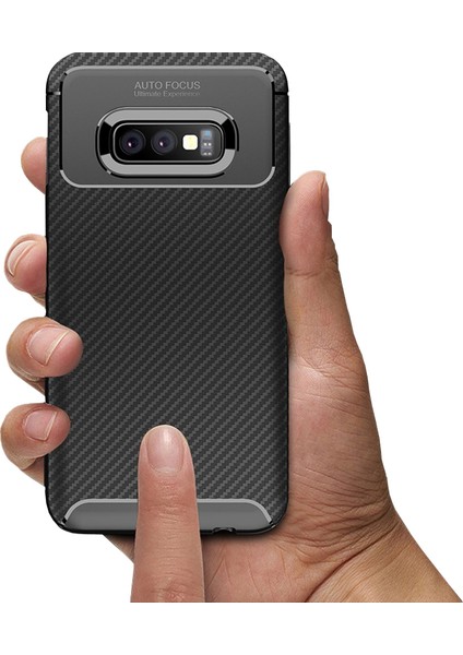 Samsung Galaxy S10e Maxy Serisi Carbon Fiber Silikon TPU Kılıf Siyah