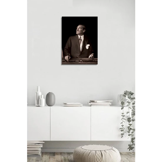 Tablosan İstikbal Göklerdedir Atatürk Portresi Kanvas Tablo