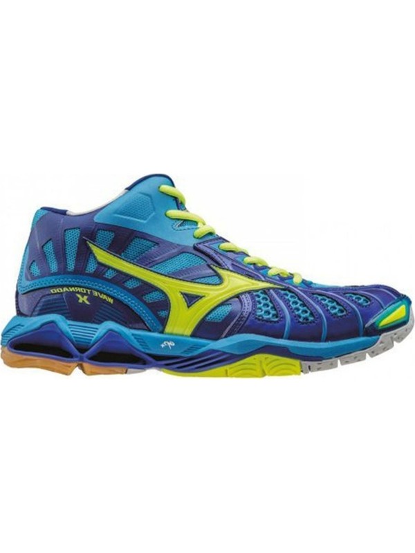 mizuno wave tornado 10