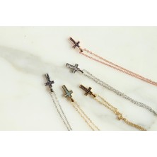 Heviss Haç Figür Kolye