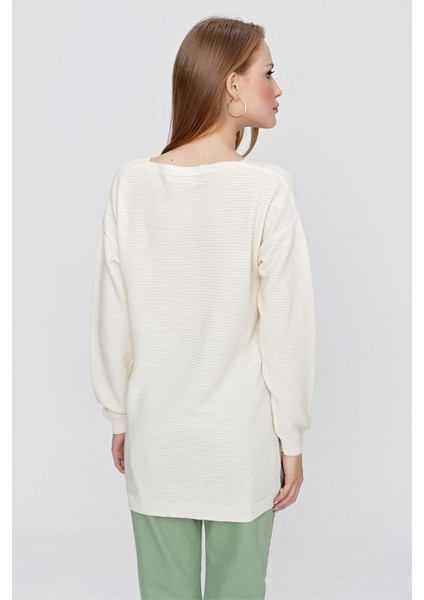 Tena Moda Kadın Ekru V Yaka Salaş Triko Kazak fırsatları