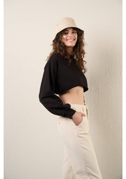 Siyah Kısa Crop Sweat