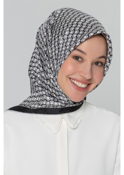 Özel Nostalji Serisi Twill Ipek Eşarp Modelleri 8401D-88