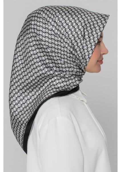 Özel Nostalji Serisi Twill Ipek Eşarp Modelleri 8401D-88