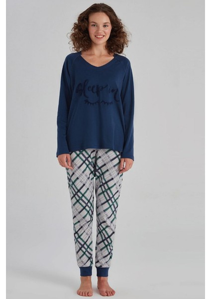 Kadın ESK31522 V Yaka Nakışlı Pijama Takım 23K
