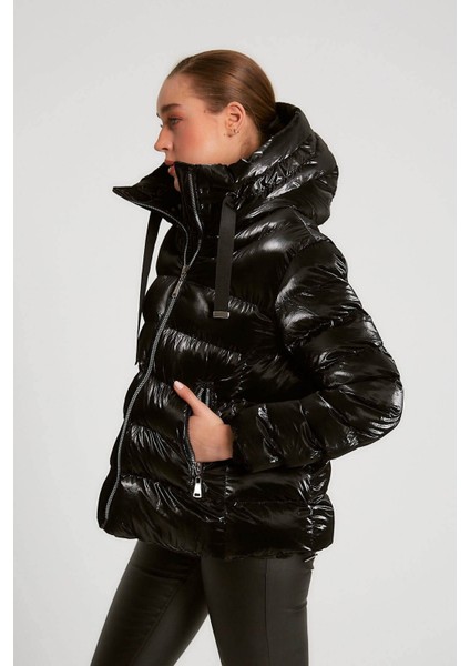 D89685 Robin Mont indirimleri