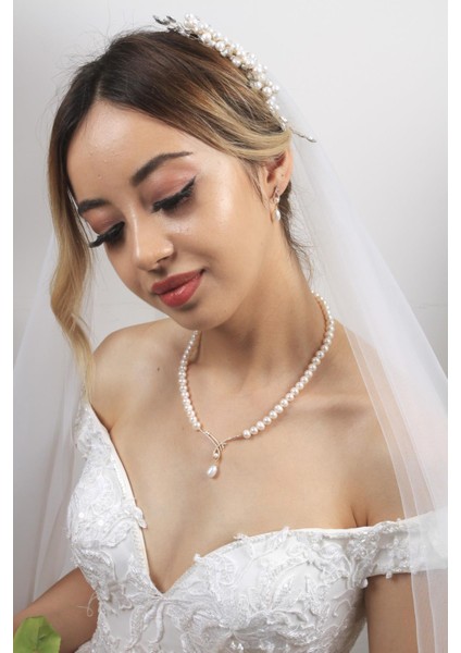 BIRINCI1926 14 Ayar Altın Kadın Yaprak Taşlı Inci Sallantılı Kolye