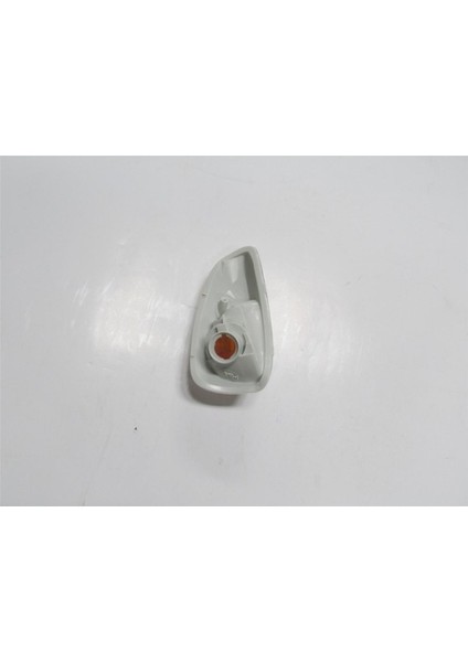 Renault Master- 20/22 Kapı Ayna Sinyali Sağ Sarı 261603141R