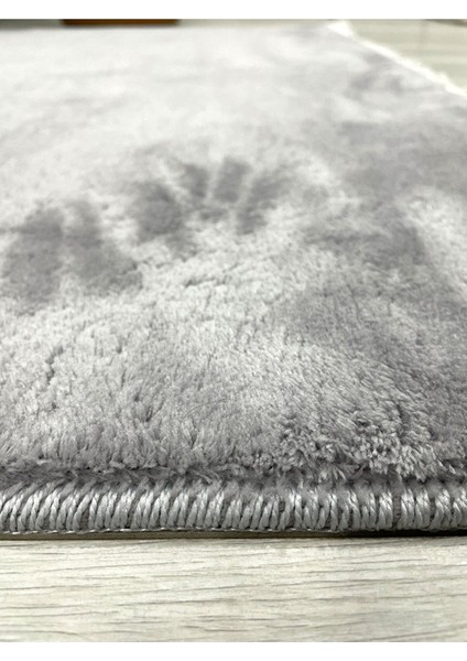Yumuşacık Gri Örgü Saçaklı Poffy Peluş Dekoratif Halı