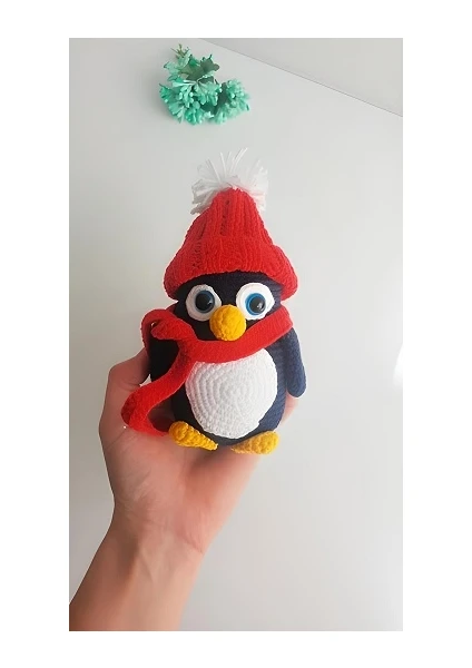 Design By Oykum Amigurumi Şapkalı Penguen Oyuncak