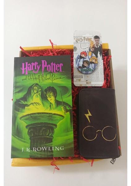 Harry Potter Kitap Görünümlü Kilitlenebilir Gizli Kasa, Cüzdan, Rozet Hediye Seti