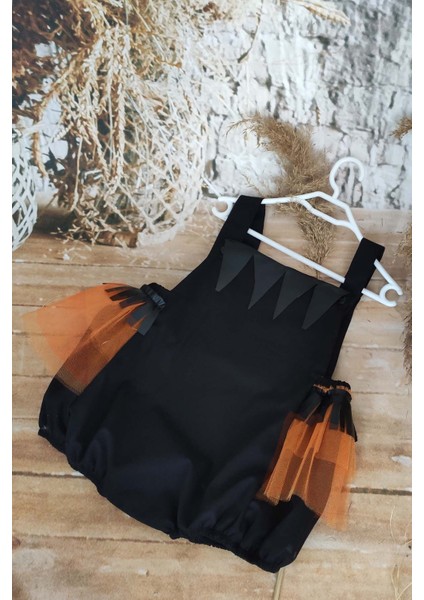 Cadılar Bayramı Siyah Deri Detaylı Bebek Kız Tulum ve Bandana modelleri