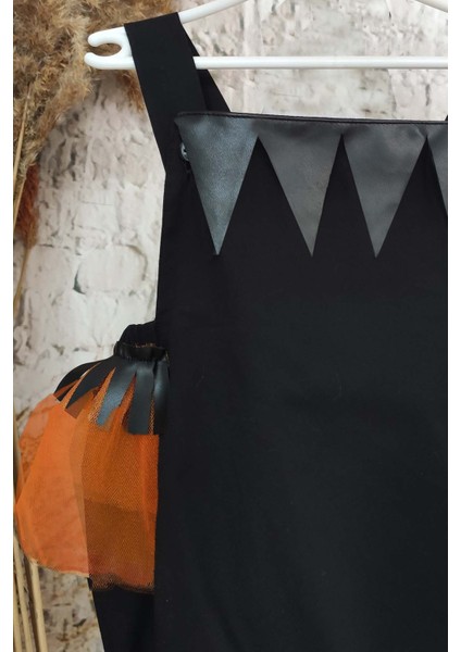 Cadılar Bayramı Siyah Deri Detaylı Bebek Kız Tulum ve Bandana indirimleri