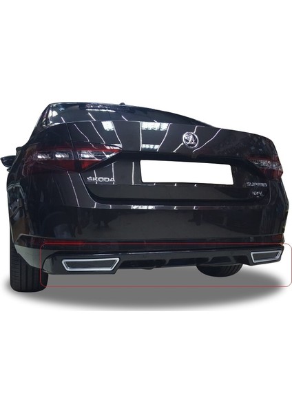 Skoda Super B Egzoz Görünümlü Difüzör Piano Black (Plastik)