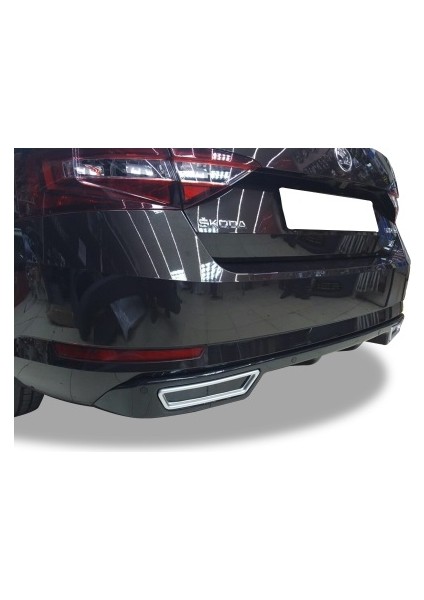 Skoda Super B Egzoz Görünümlü Difüzör Piano Black (Plastik) fiyatları