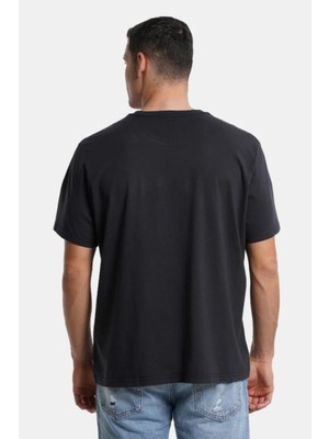 Levi's Erkek Relaxed Fit Poster Logo Erkek Tişört - 16143-0485