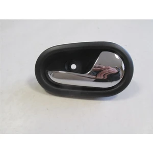 Renault Symbol- 13/21 Ön Kapı Iç Açma Kolu Sağ Nikelajlı 806718771R