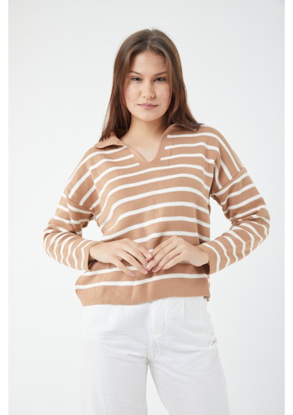Kadın Çizgili Polo Yaka Triko Kazak fırsatları