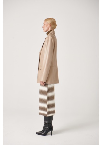 Nadya Kruvaze Oversize Deri Ceket Bej fırsatları