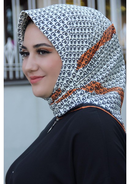 Desenli Eşarp
