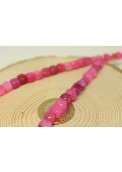 Akik Taşı Küp Şekilli 7-8mm Aralığı/5 Adet (24230-1)