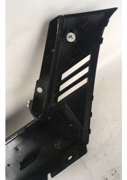 Nıssan Qashqaı - J11 - 17/21 Ön Tampon Plakalık Plastiği (Ön Panjur Alt) (Tyg) 62070 - HV00A modelleri