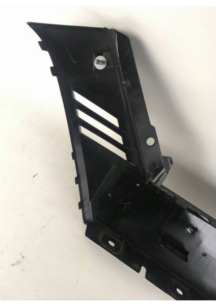 Nıssan Qashqaı - J11 - 17/21 Ön Tampon Plakalık Plastiği (Ön Panjur Alt) (Tyg) 62070 - HV00A fırsatları